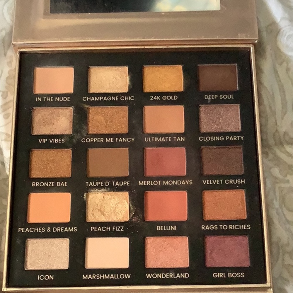 Eyeshadow